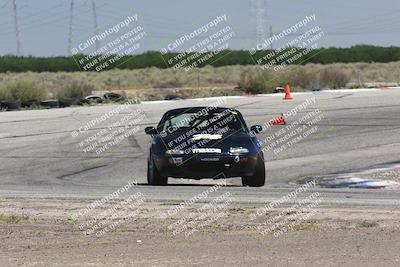 media/Jun-01-2024-CalClub SCCA (Sat) [[0aa0dc4a91]]/Group 3/Qualifying/